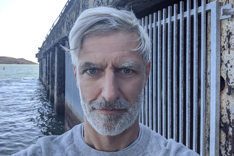 A portrait of Greg Niemeyer
